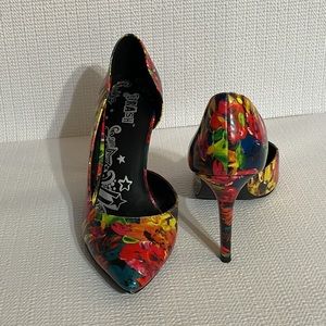 Brash, floral heels.